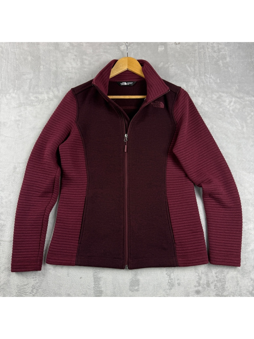 The North Face Womens M Burgundy Full Zip Fleece Jacket Ribbed Moto Outdoor Flex